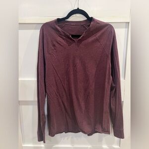 Men’s long sleeve lulu lemon size medium